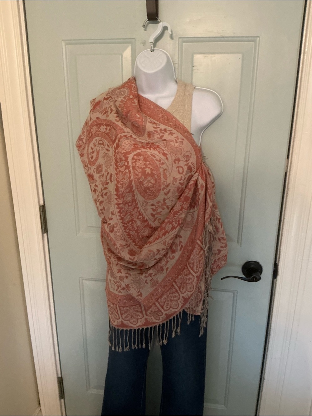 Elegant Coral and Cream Paisley Throw Shawl - Brand Unspecified